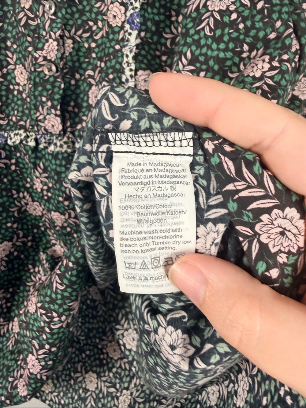 J. Crew Ruffle sleeve blouse liberty Franklyn floral black ivy size medium - Picture 4 of 6